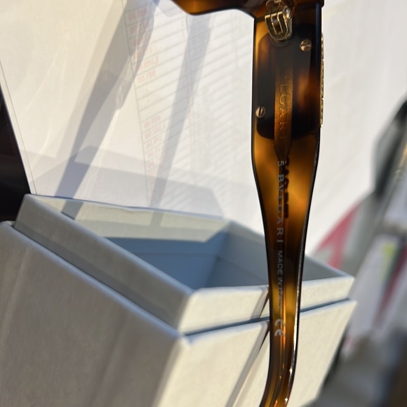 Bvlgari sunglasses - Picture 4 of 5